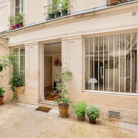 Bright In The 10arr. - 4 People Apartment Paris