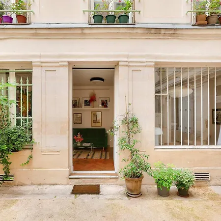 Apartment Bright In The 10arr. - 4 People